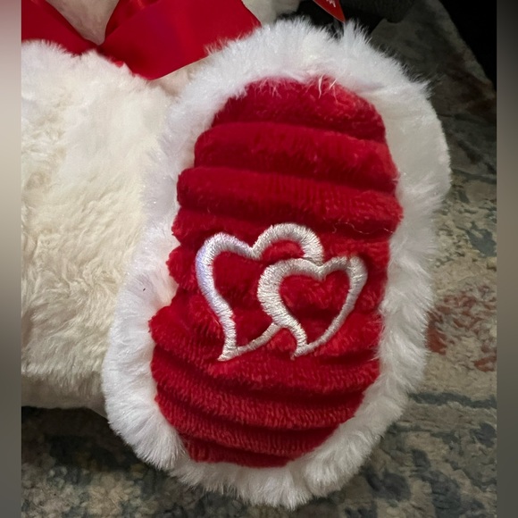 NWT Russ Love Bear - Picture 3 of 3